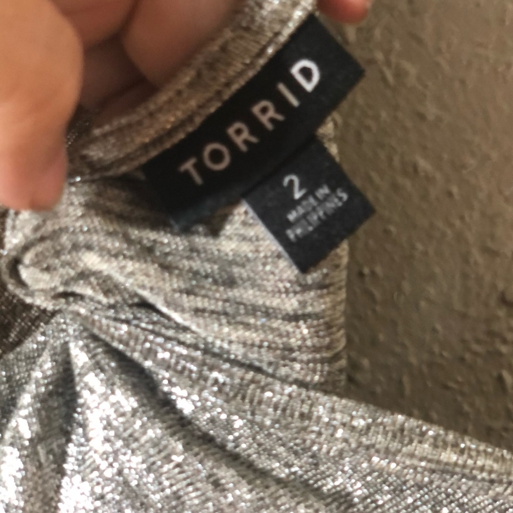 Sexy silver tank - plus 2x - Picture 4 of 4